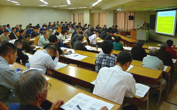 Photo 3. Based on the collaboration of forest researchers, citizens and politicians, public lecture focusing the local society problems in Northern Hokkaido has been continued more than ten years.